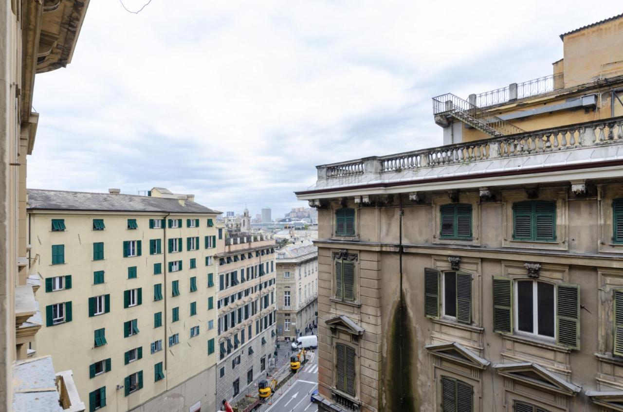 Joivy Elegant 1-Bedroom Flat Near Spianata Castelletto Genoa Exterior photo