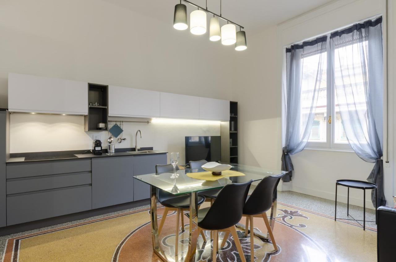 Joivy Elegant 1-Bedroom Flat Near Spianata Castelletto Genoa Exterior photo